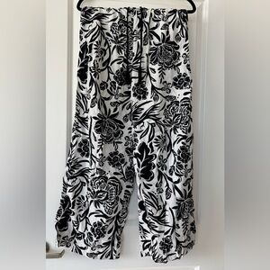 Knox Rose Black and White Floral Wide Leg Pants